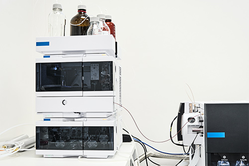 LC-MS mass spectrometer.